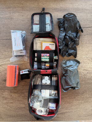 Trousse de secours multirisques pour les particuliers et les professionnels