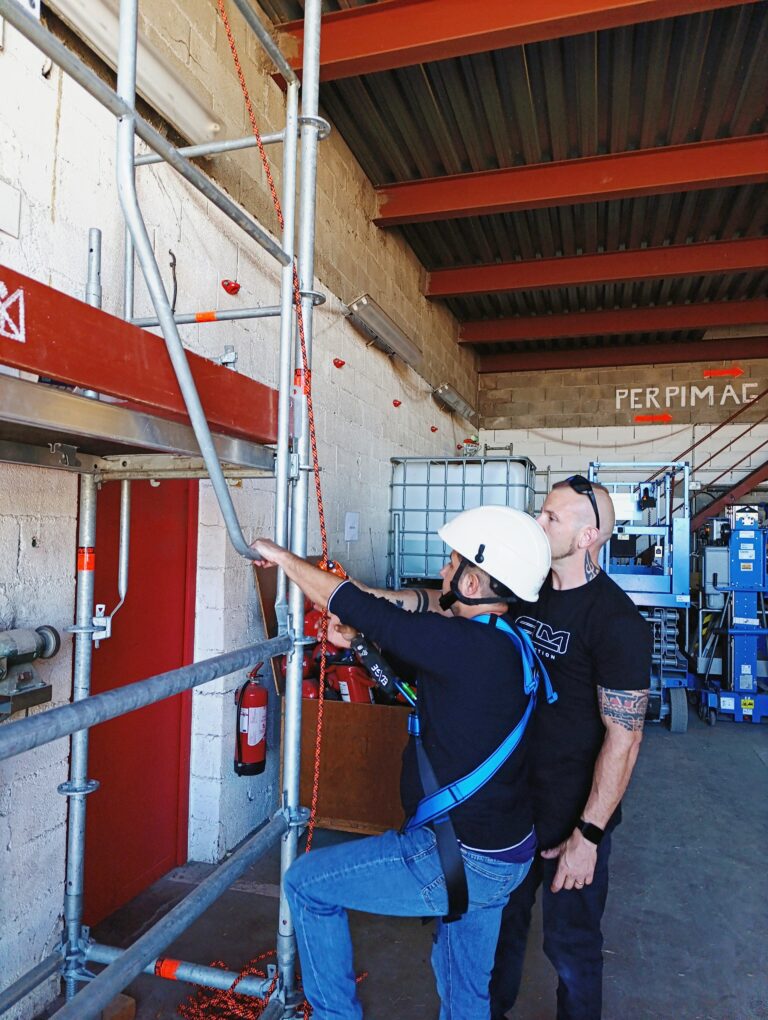 Formation travail en hauteur – sécurisation et utilisation des équipements de protection
